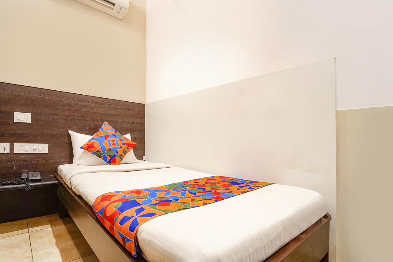 Fabhotel Karpagam - 900M From Nehru Stadium كويمباتور المظهر الخارجي الصورة