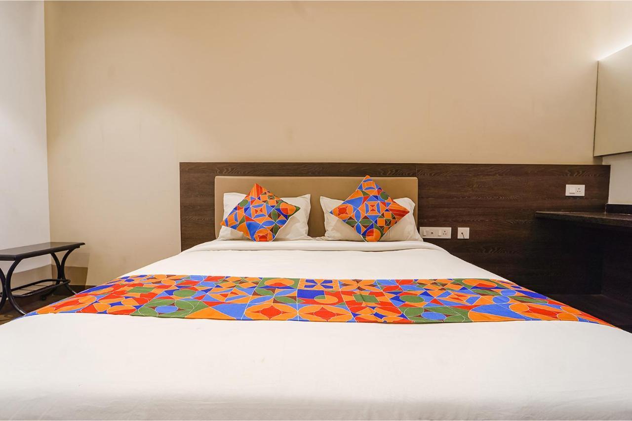 Fabhotel Karpagam - 900M From Nehru Stadium كويمباتور المظهر الخارجي الصورة