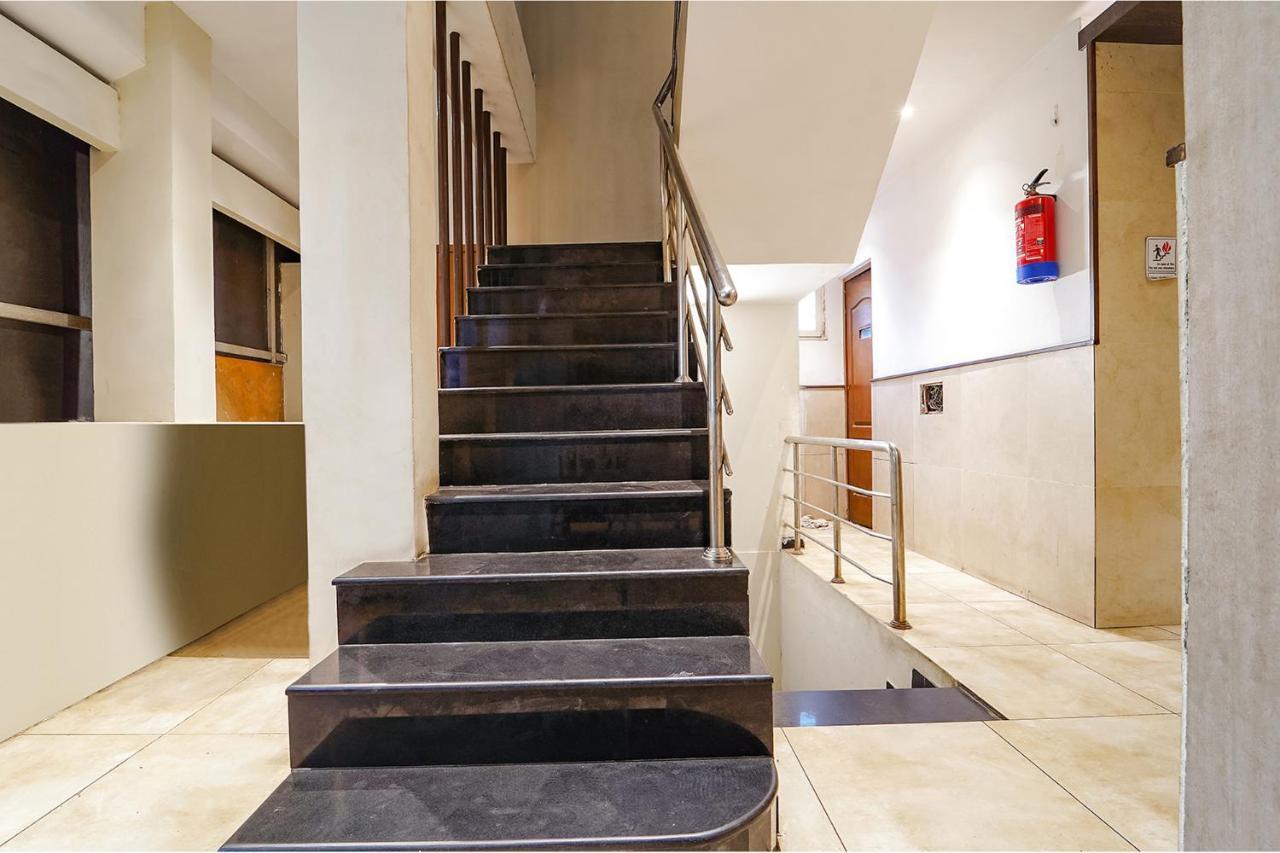 Fabhotel Karpagam - 900M From Nehru Stadium كويمباتور المظهر الخارجي الصورة