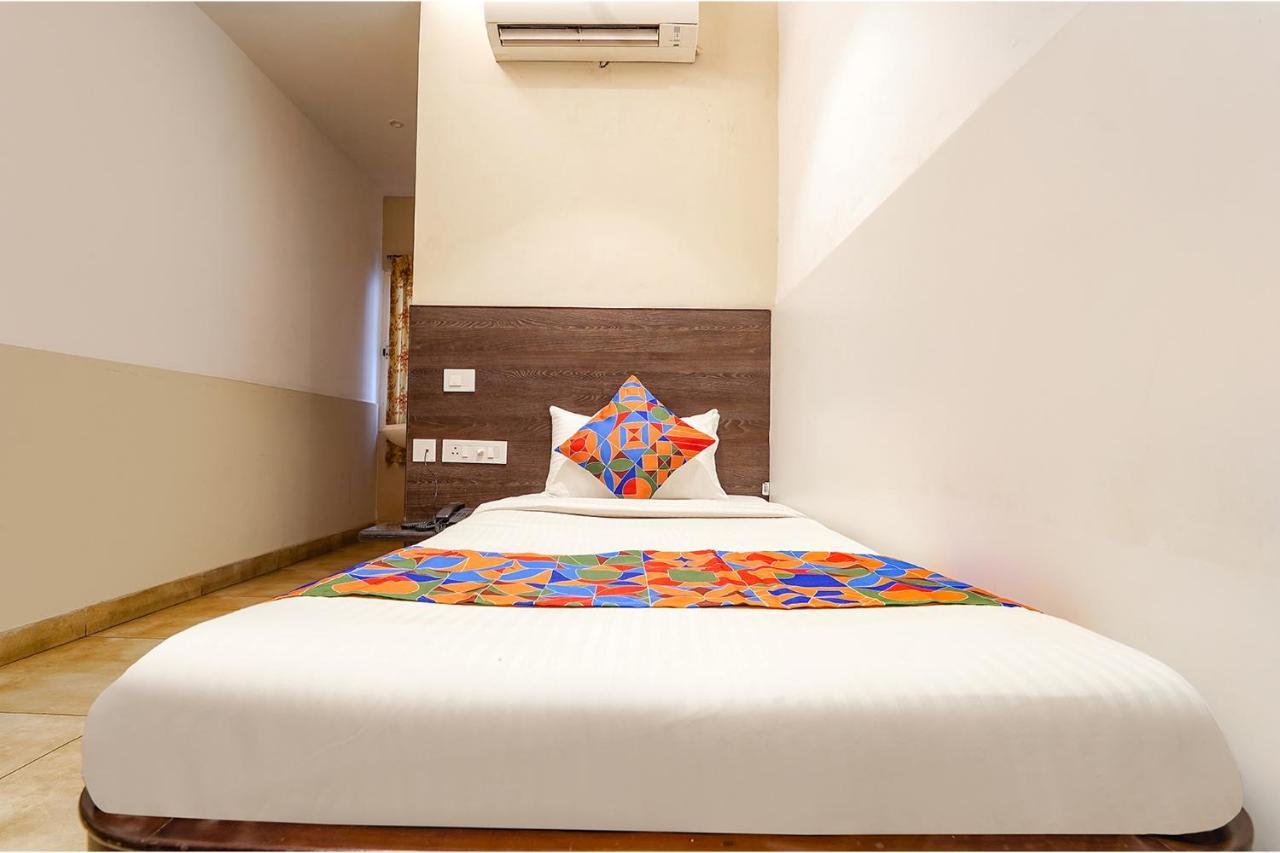 Fabhotel Karpagam - 900M From Nehru Stadium كويمباتور المظهر الخارجي الصورة